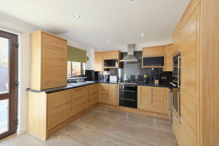 3 Bedroom Terraced House For Sale In Wanless Court, Musselburgh, EH21