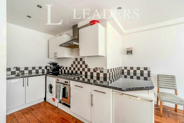 1 Bedroom Flat To Rent In High Street, Bedford, MK40