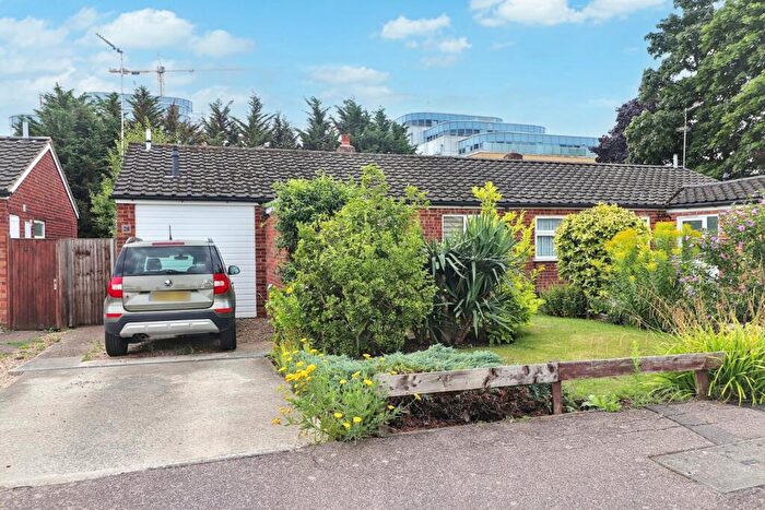 2 Bedroom Bungalow For Sale In Woolners Way, Stevenage, Hertfordshire, SG1