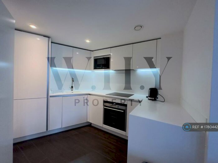 1 Bedroom Flat To Rent In Eagle Point, London, EC1V