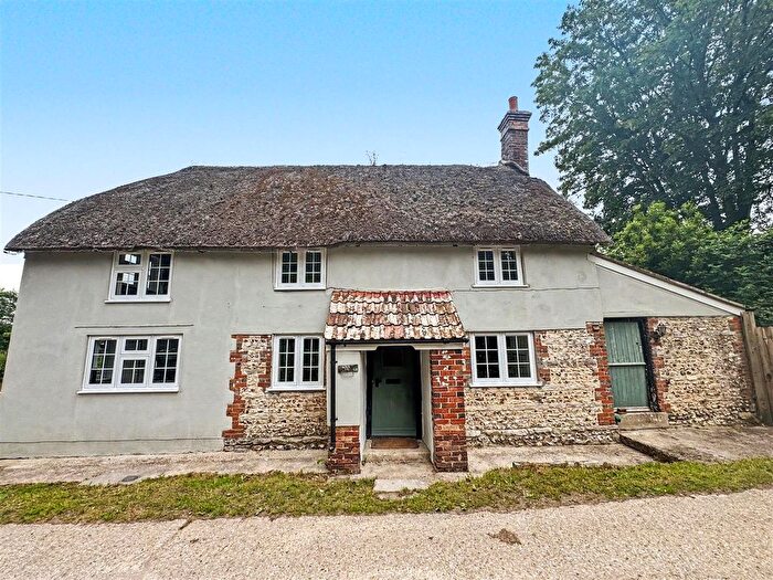 2 Bedroom Property To Rent In Dorchester Road, Grimstone, Dorchester, DT2