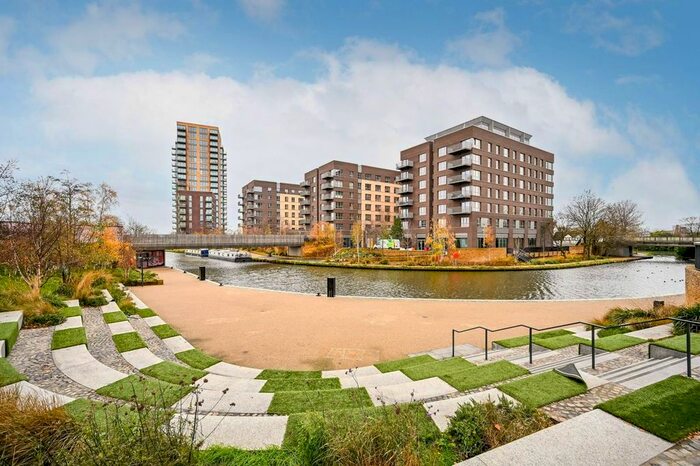 1 Bedroom Flat To Rent In Greenford Quay, Greenford, UB6