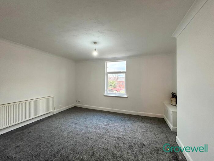 1 Bedroom Flat To Rent In Manchester Road, Rochdale, OL11