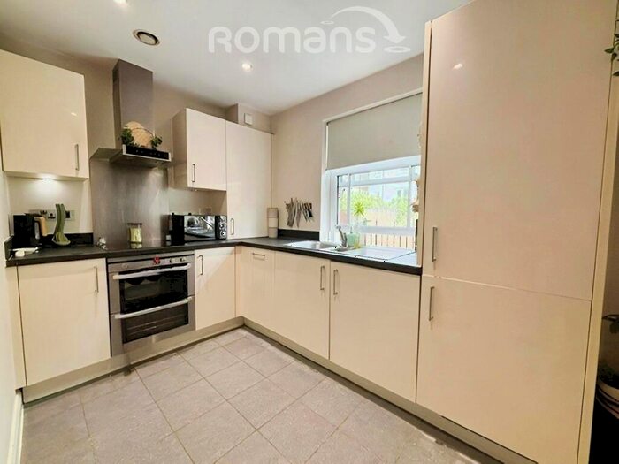 1 Bedroom Apartment To Rent In Hawtrey Road, SL4