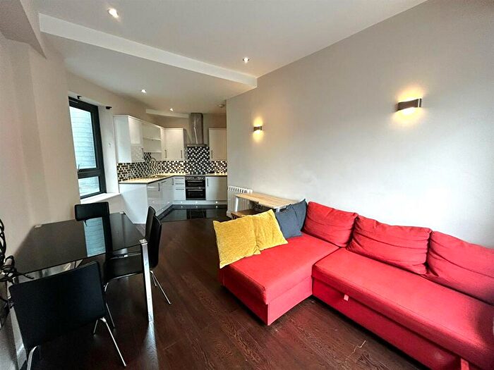 1 Bedroom Apartment To Rent In Queen Square, Brighton, BN1