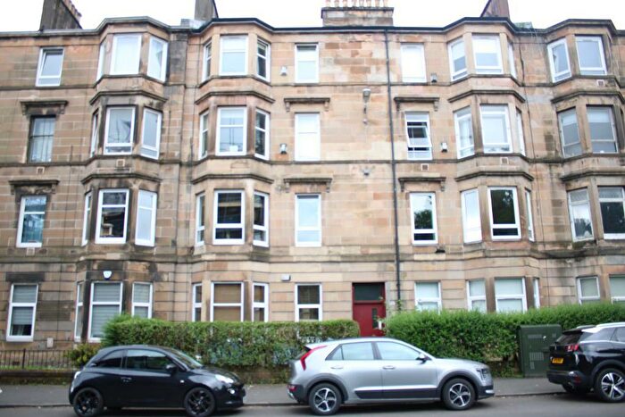 2 Bedroom Flat To Rent In Alexandra Parade, Dennistoun, Glasgow, G31