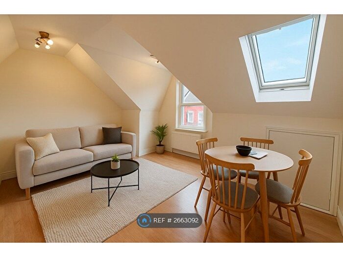 1 Bedroom Flat To Rent In London, London, N19
