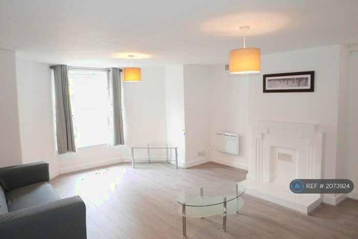 2 Bedroom Flat To Rent In Eldon Road, Reading, RG1