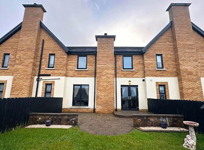3 Bedroom TownHouse For Sale In Portmore Square, Portrush, BT56