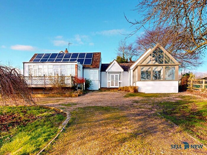 4 Bedroom Detached Bungalow For Sale In **Big Plot, Spacious One Storey Property**Water Lane Off St. Neots Road, MK41