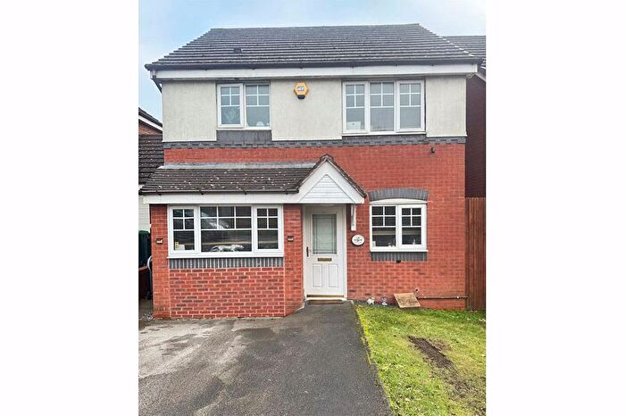 3 Bedroom Detached House To Rent In Orchard Road, Walsall, WS5
