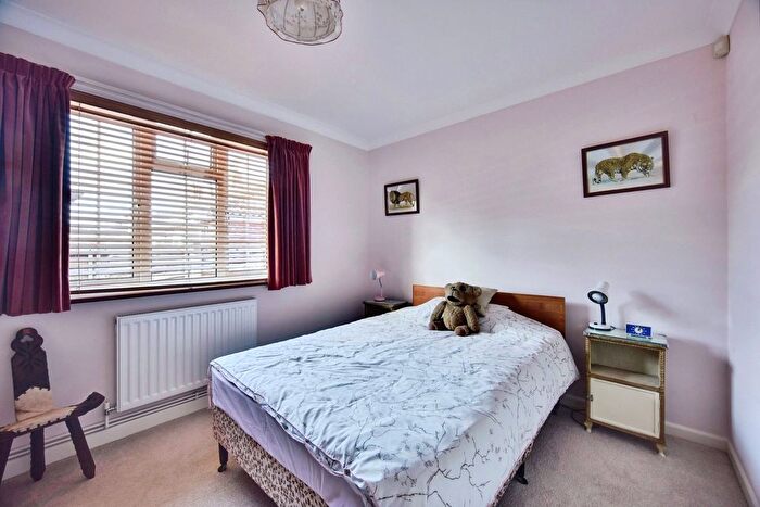 3 Bedroom Bungalow For Sale In Fauchons Close, Bearsted, Maidstone, Kent, ME14