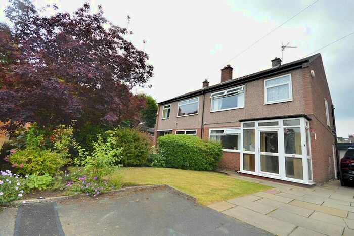 3 Bedroom Semi-Detached House To Rent In Stonyford Road, Sale, M33