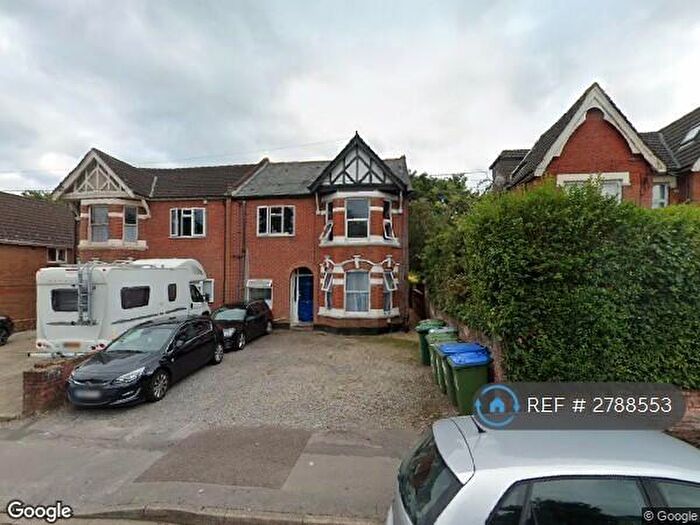 Studio To Rent In Lawn Road, Southampton, SO17