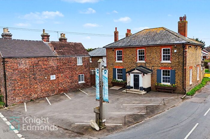 6 Bedroom Detached House For Sale In Georgian House, Warmlake Road, Chart Sutton, Maidstone, ME17