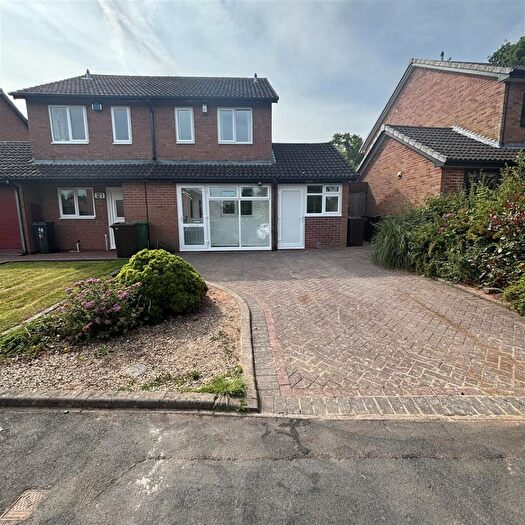 3 Bedroom Semi-Detached House To Rent In Lansdale Avenue, Solihull, B92