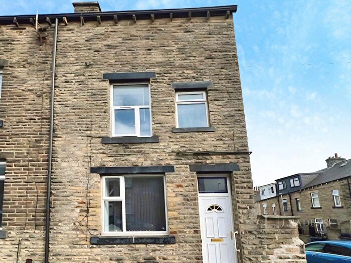 2 Bedroom Terraced House To Rent In Cartmel Road, Keighley, West Yorkshire, BD21