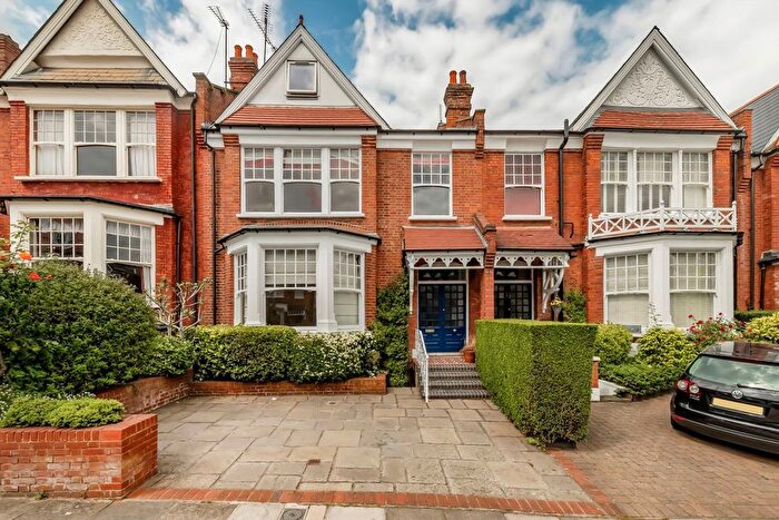 4 Bedroom Property To Rent In Alexandra Park Road, London, N10