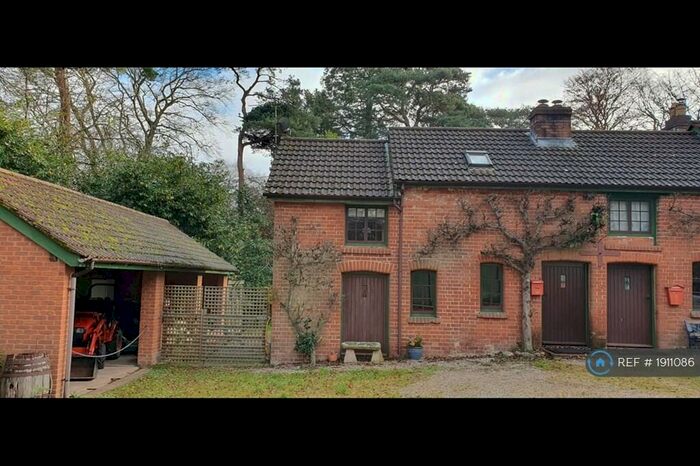 2 Bedroom Semi-Detached House To Rent In The Cider Press, Woodbury, Exeter, EX5