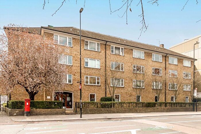 1 Bedroom Studio To Rent In Harleyford Street, Kennington, SE11
