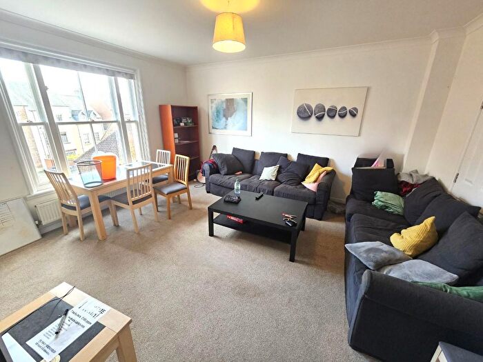 7 Bedroom Terraced House To Rent In Highgate, Durham, DH1