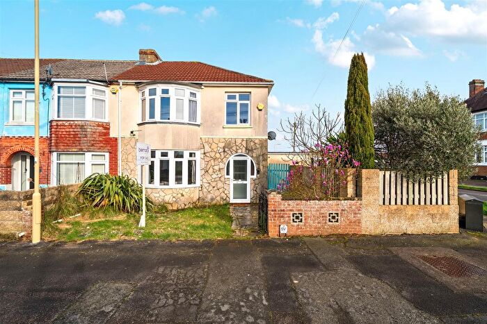 3 Bedroom End Terrace House For Sale In Grange Crescent, Gosport, PO12