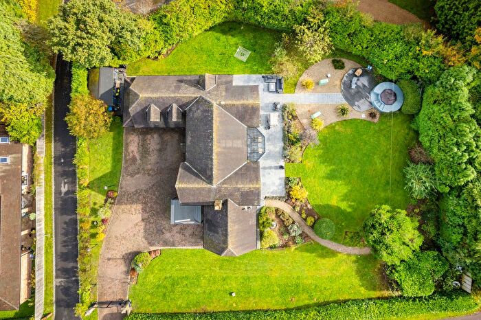 5 Bedroom Detached House For Sale In High Drive, Woldingham, CR3