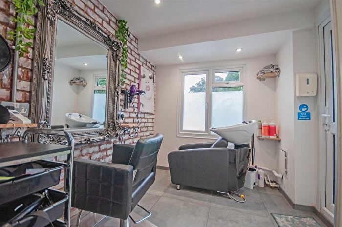 4 Bedroom Detached House For Sale In The Willows, Boreham, Chelmsford, CM3