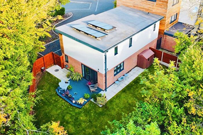 2 Bedroom Detached House For Sale In Coach House, Kingfisher Apartments, Kirby Muxloe, LE9