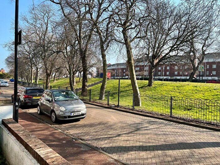 1 Bedroom Apartment To Rent In Summerhill, Thornhill, Sunderland, SR2