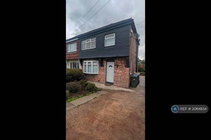 3 Bedroom Semi-Detached House To Rent In St. Kildas Avenue, Droylsden, Manchester, M43