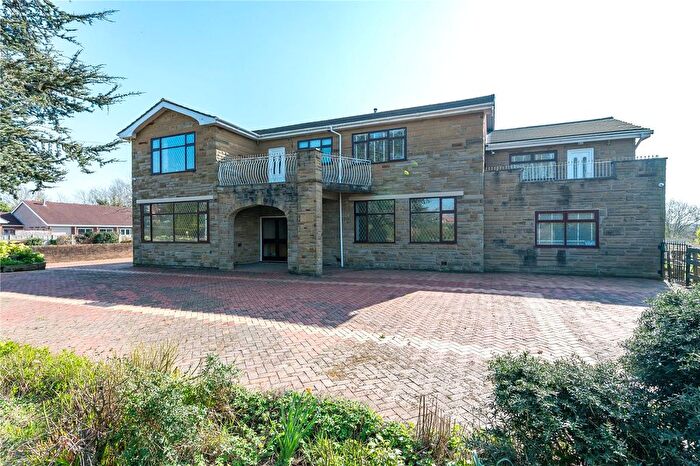 5 Bedroom Detached House For Sale In Aberford Road, Stanley, Wakefield, West Yorkshire, WF3