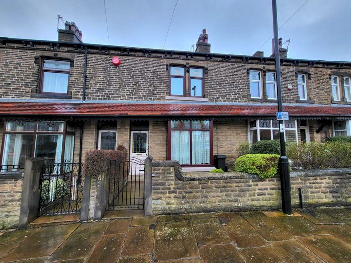 1 Bedroom Apartment To Rent In Dudwell Lane, Halifax, HX3