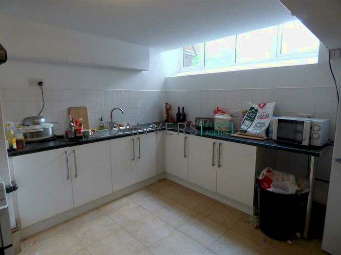 Studio To Rent In Peacock Lane, Leicester, LE1