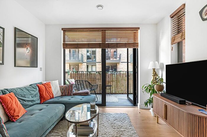 1 Bedroom Flat For Sale In Skippers Yard, London, E3