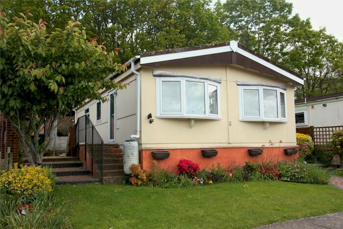 2 Bedroom Detached House To Rent In Waterloo Road, Corfe Mullen, Wimborne, Dorset, BH21