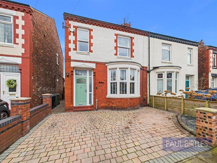 4 Bedroom Semi Detached House For Sale In Windsor Avenue, Flixton, Trafford, M41