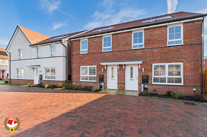 3 Bedroom Semi Detached House For Sale In Fiddington Fields, Tewkesbury, GL20