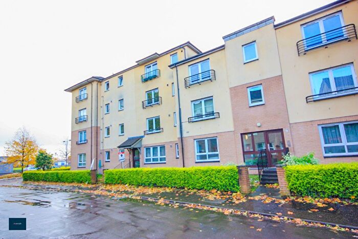 2 Bedroom Flat To Rent In Flat / Comelypark Street, Glasgow, G31