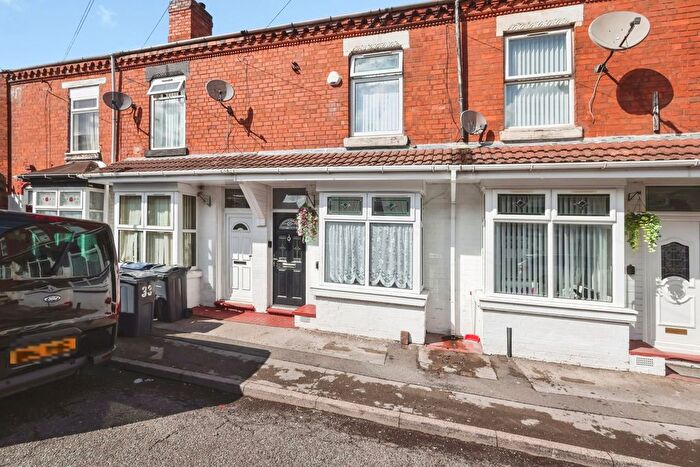 3 Bedroom Terraced House For Sale In West Heath Road, Winson Green, Birmingham, West Midlands, B18