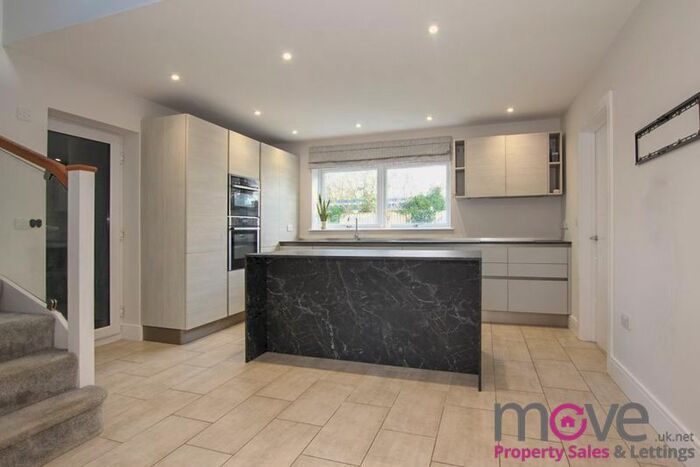 3 Bedroom Detached House To Rent In Springbank Road, Cheltenham, GL51