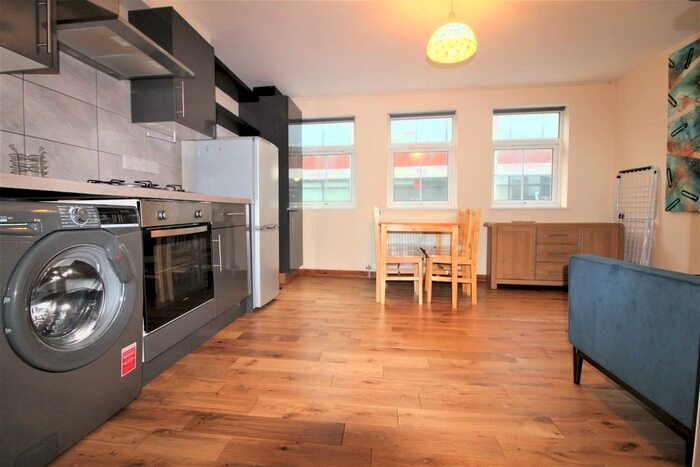 1 Bedroom Apartment To Rent In Bentley Road, Dalston, Hackney, N1