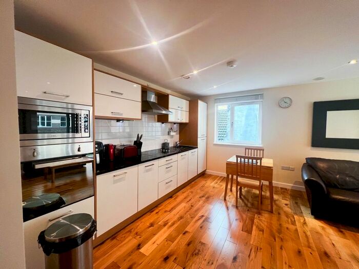 1 Bedroom Flat To Rent In Dock Street, Hull, HU1