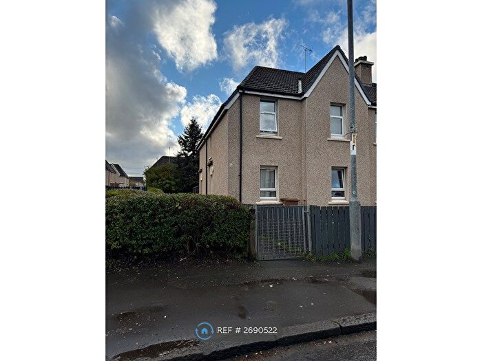 3 Bedroom Flat To Rent In Glasgow, Glasgow, G69