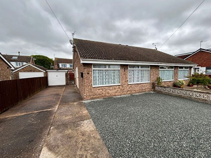 2 Bedroom Bungalow To Rent In Beech Close, Sproatley, Hull, East Yorkshire, HU11