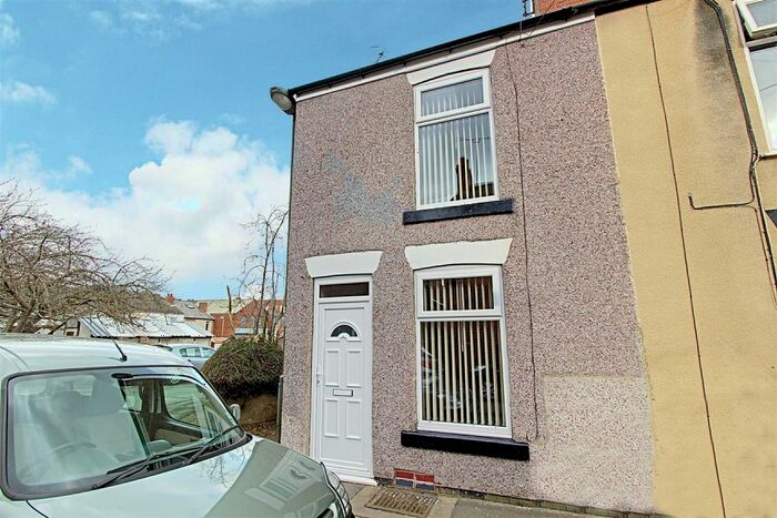 2 Bedroom End Of Terrace House To Rent In Bank Street, Brampton, Chesterfield, Derbyshire, S40