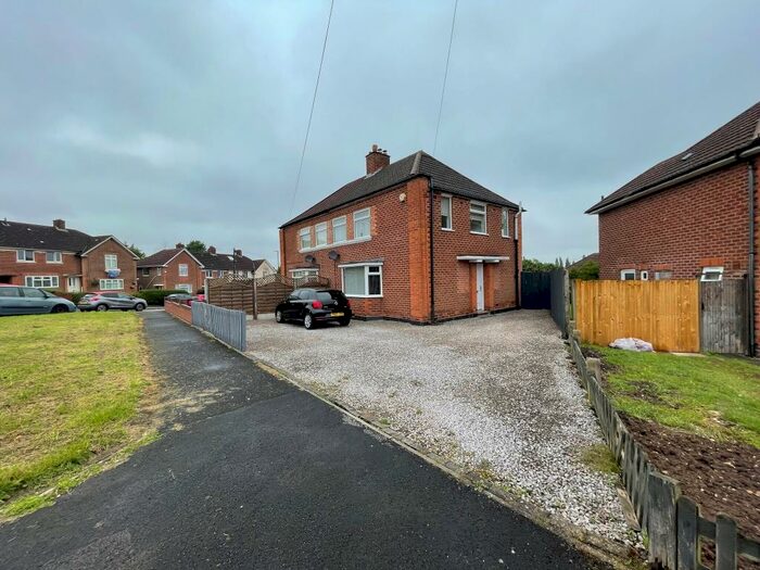 3 Bedroom Semi-Detached House To Rent In Hawkswood Grove, Warstock, Birmingham, B14