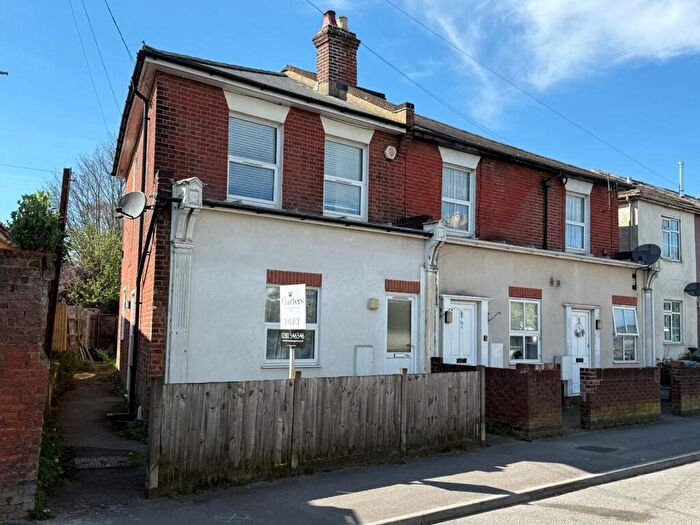 2 Bedroom Flat To Rent In Shirley Road, Southampton, Hampshire, SO15