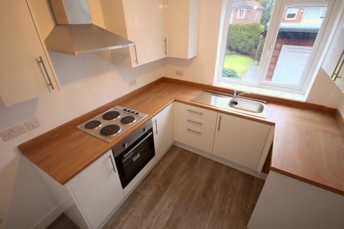 3 Bedroom Semi-Detached House To Rent In Lynwood Crescent, Woodlesford, Leeds, LS26