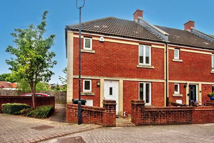 3 Bedroom House To Rent In Trubshaw Close, Horfield, Bristol, BS7